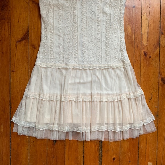 Ultra Pink Lace Layered Dress with Cap Sleeve - Picture 3 of 8